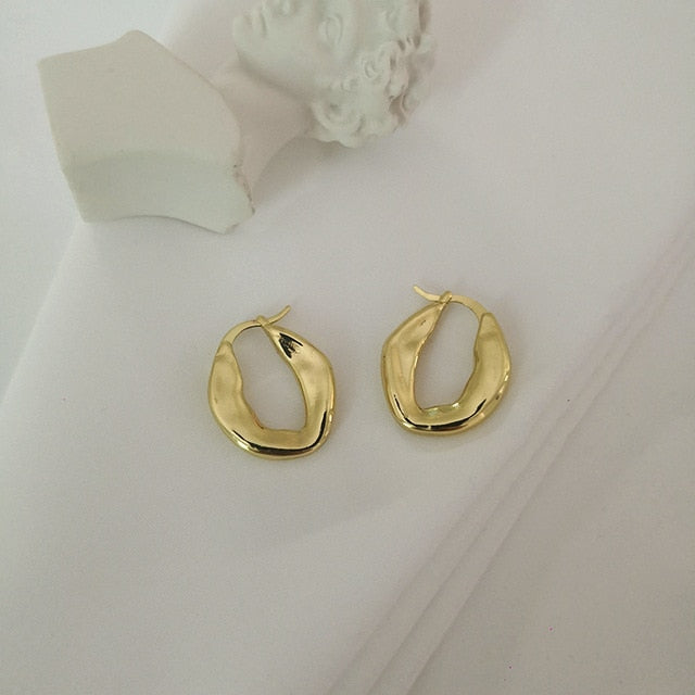 French Gold Chic O Shaped Minimal Hoop Earrings