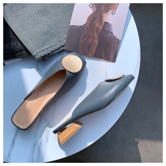 2020 Brand Designer Women Slippers Slip On Mules Flat Heel Casual Shoes British Buckle Slides Wooden Block Heels Summer Footwear