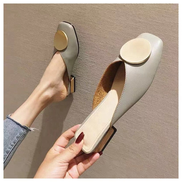 2020 Brand Designer Women Slippers Slip On Mules Flat Heel Casual Shoes British Buckle Slides Wooden Block Heels Summer Footwear